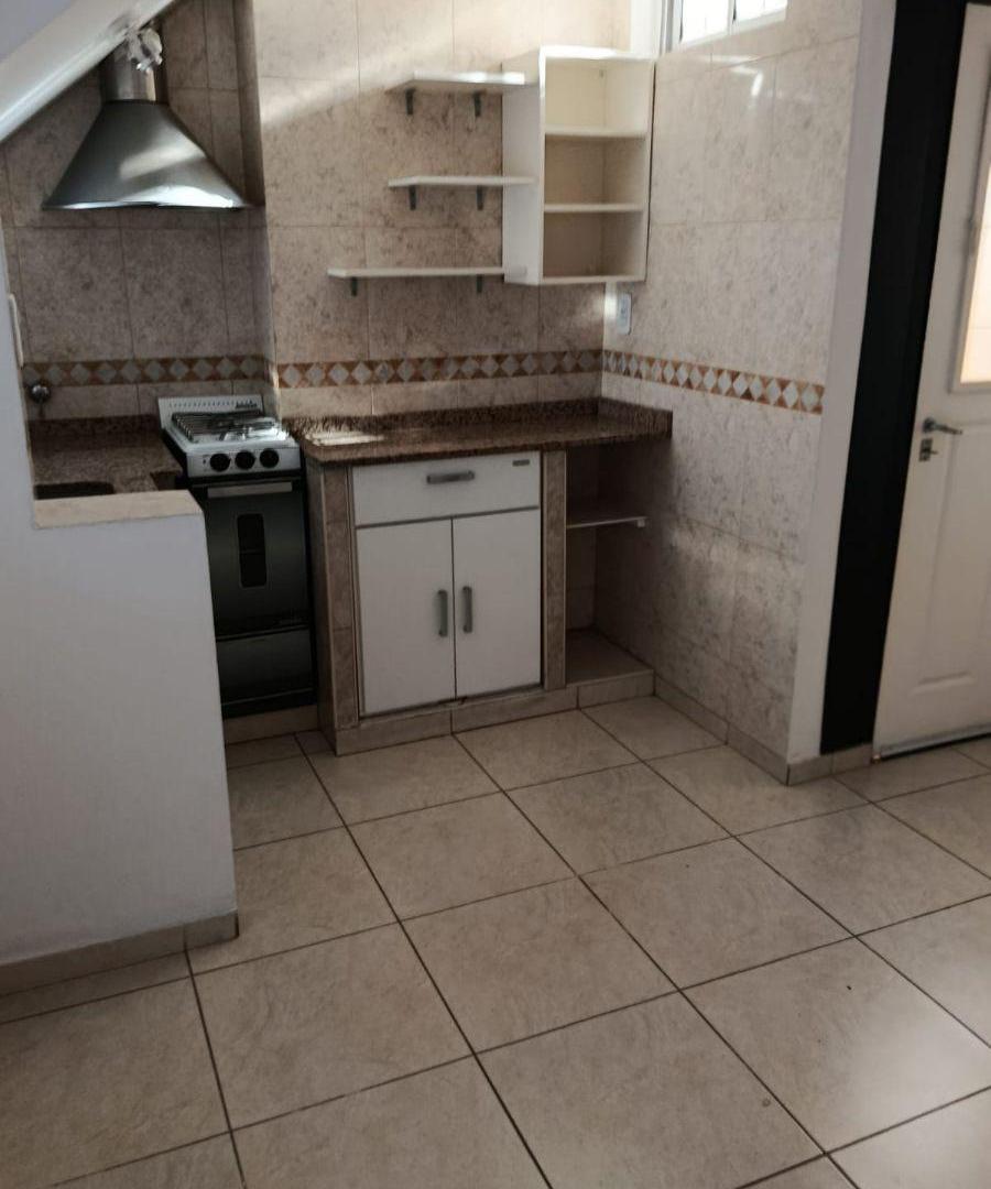 Foto de DEPARTAMENTO DE 1 DORMITORIO EN GUAYMALLEN, imagen 5