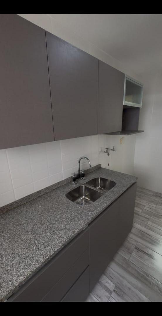 Foto de Venta Departamento Apto Profesional, imagen 2
