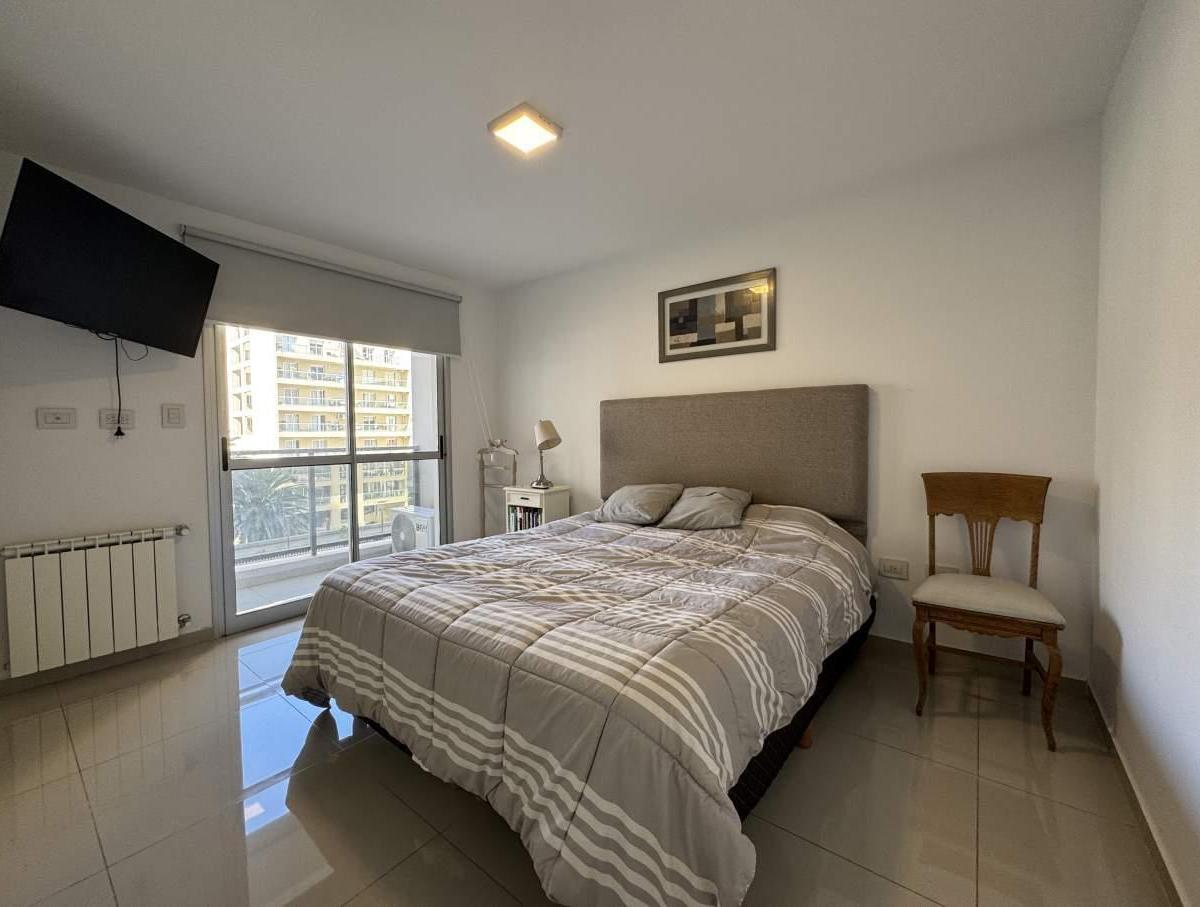 Departamento Venta 2 Dorm. Cochera Balcon Amenities Chacabuco 1100 Rodas 4