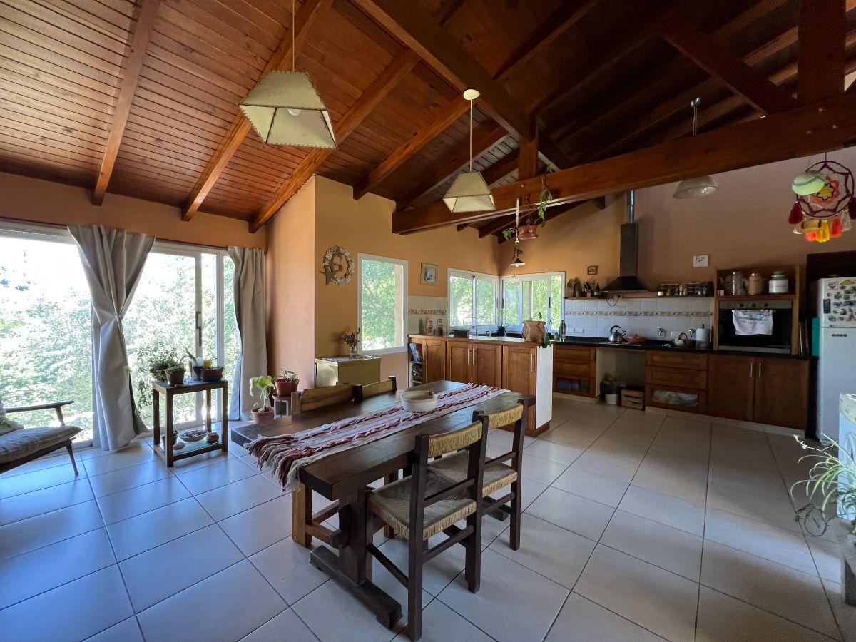 Foto de Casa + 3 cabañas en venta, Villa Giardino, imagen 1