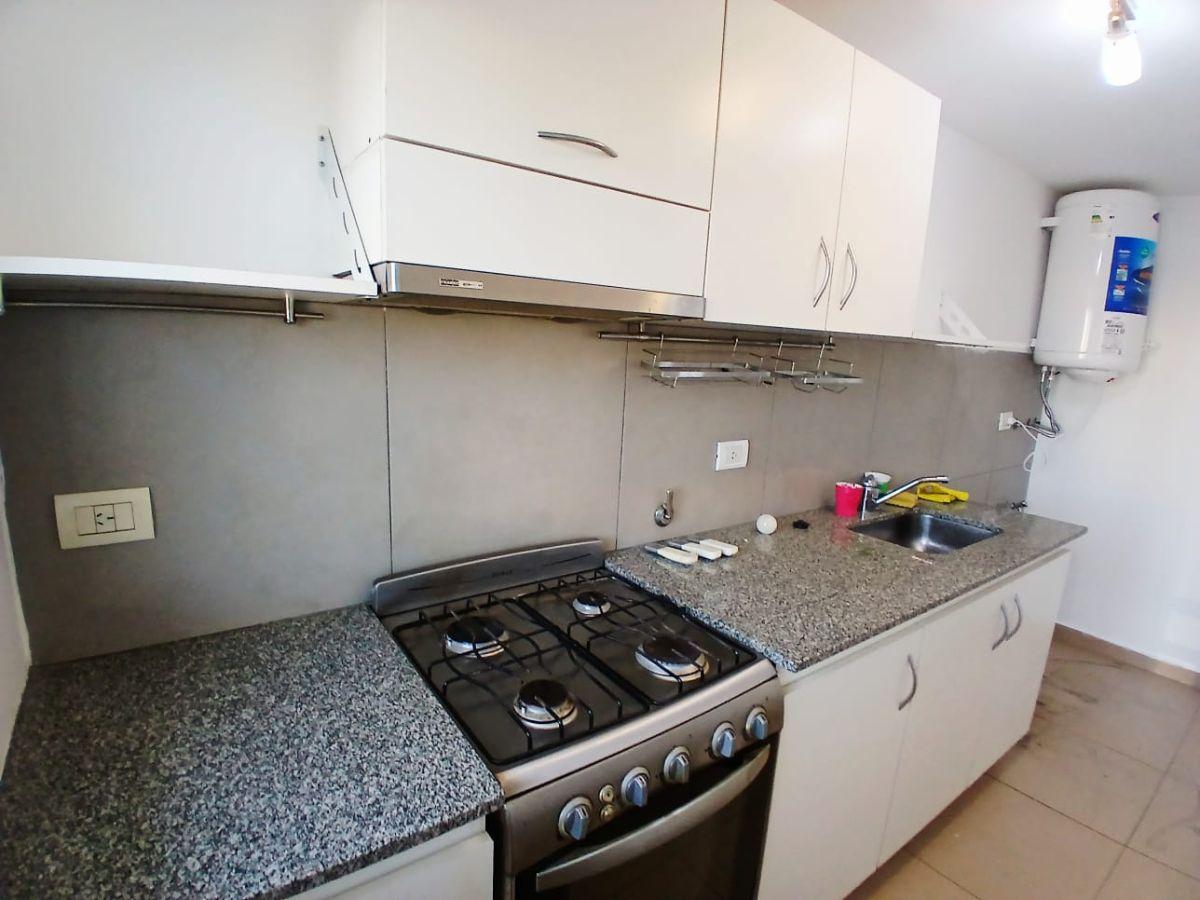 Foto de Alquiler Departamento 3 Ambientes con cochera en Fischetti 4943, Caseros, imagen 4
