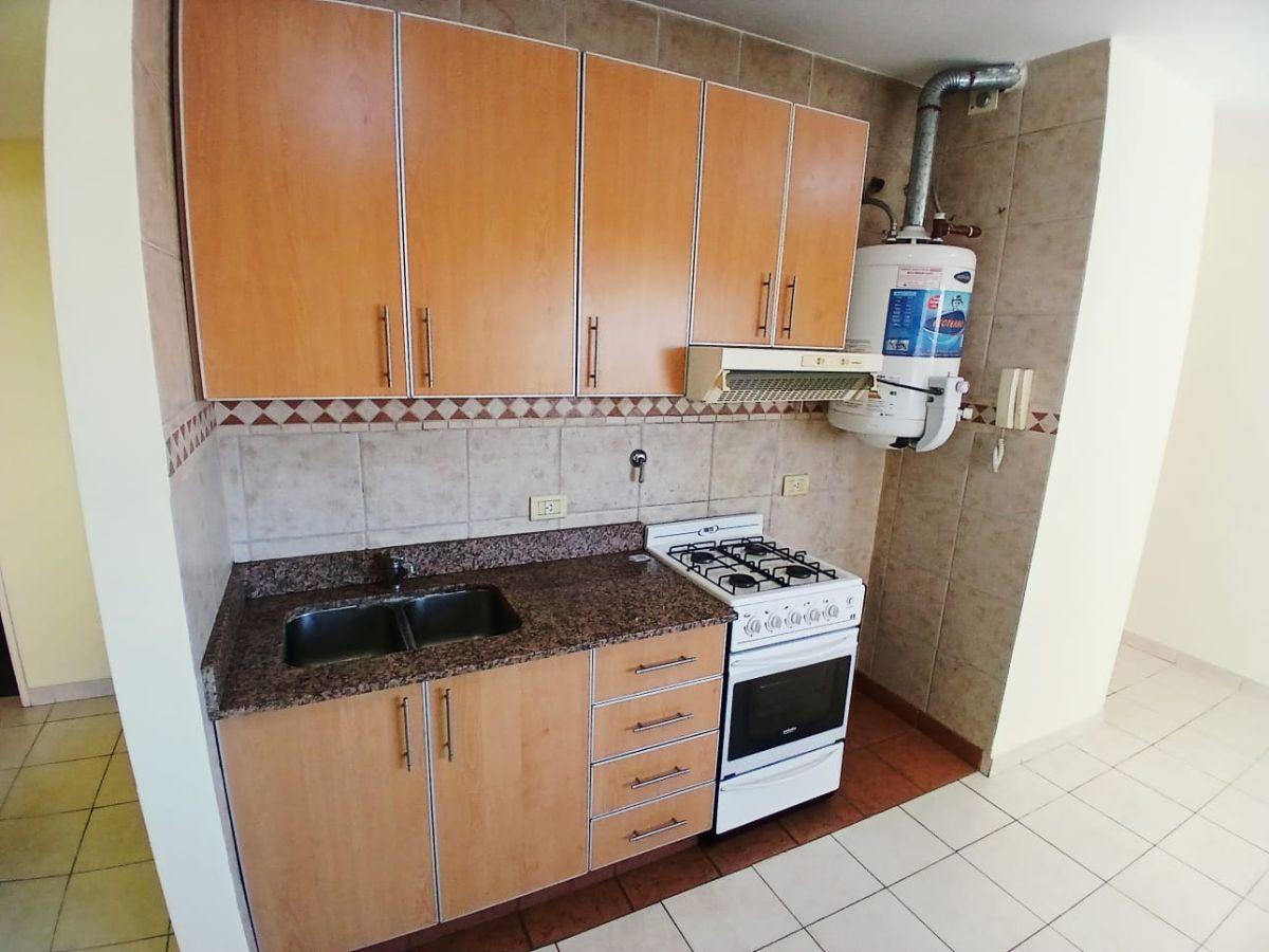 Foto de Alquiler Departamento 2 Ambientes en Alpatacal 3265, Santos lugares, imagen 3