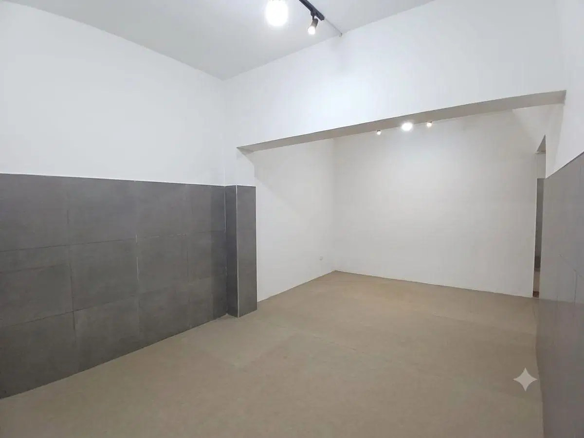 ALQUILER LOCAL 38 M2 EN SANTOS LUGARES - AV, LA PLATA 3503 6