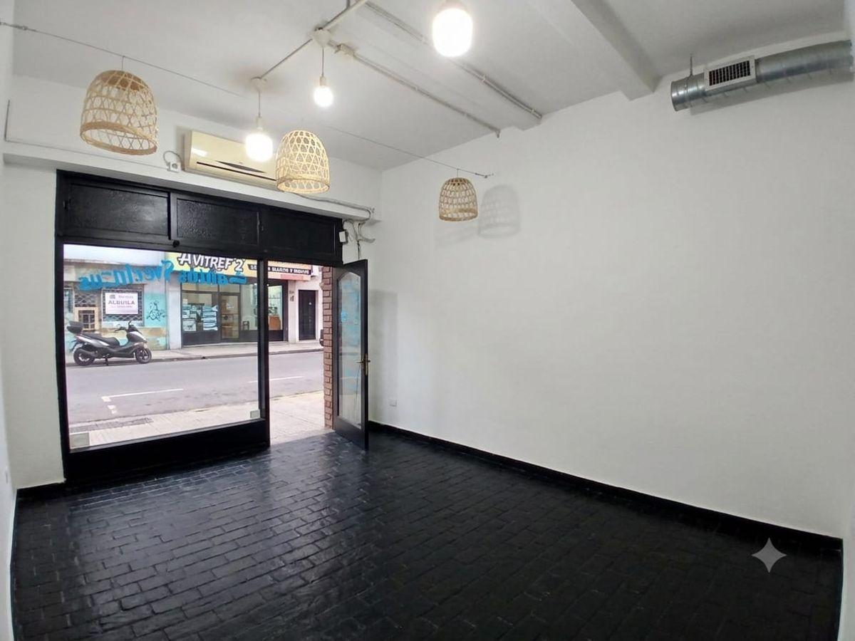 Foto de ALQUILER LOCAL 38 M2 EN SANTOS LUGARES - AV, LA PLATA 3503, imagen 4