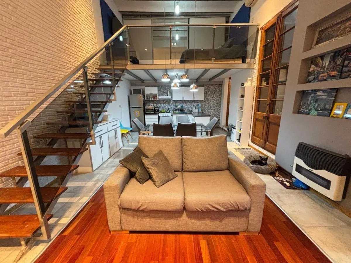 Pasillo - Loft con patio y terraza - Reciclado - Sin expensas - PH 3