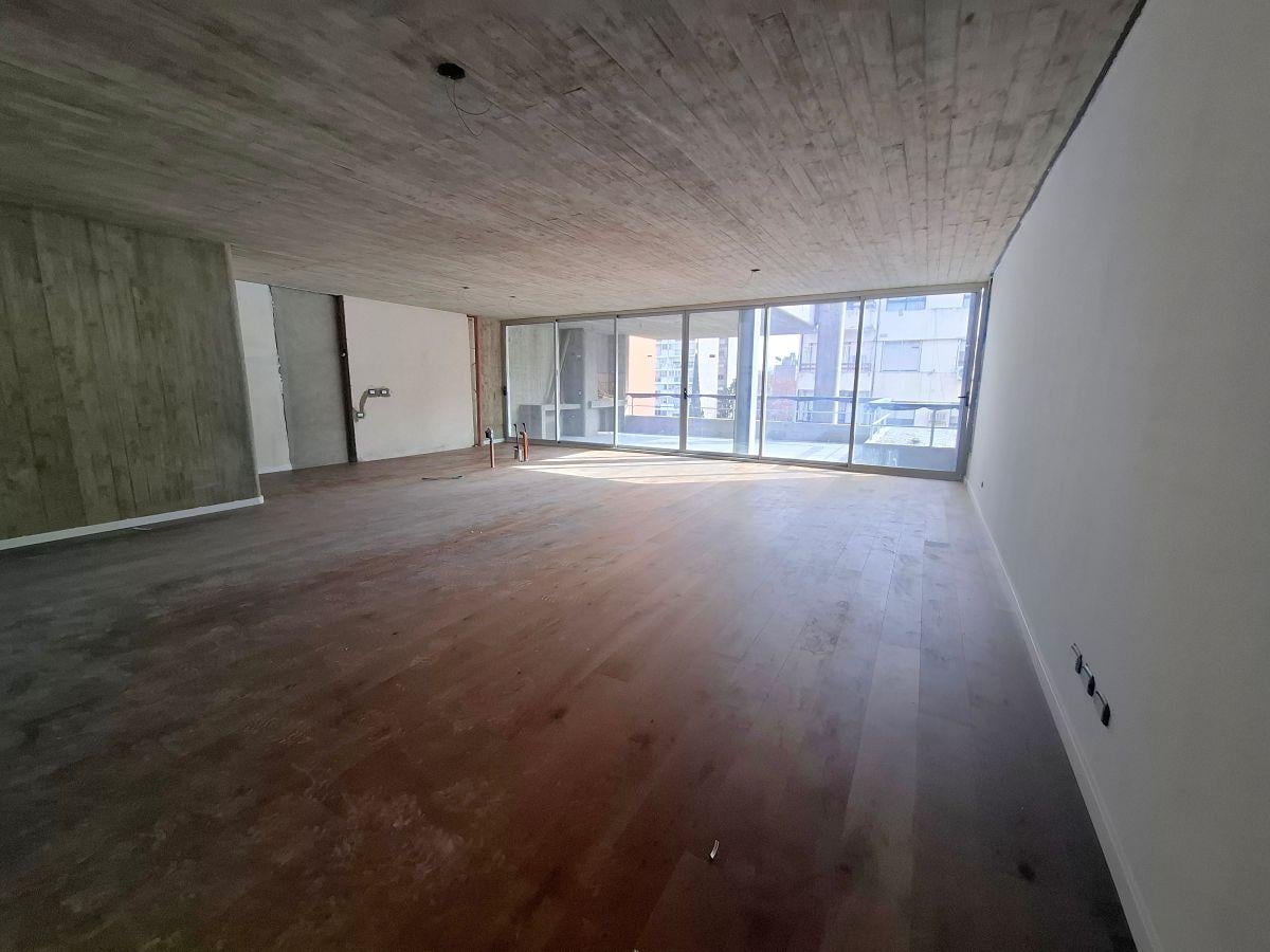 Foto de Departamento en venta 3 dormitorios con balcon aterrazado., imagen 2