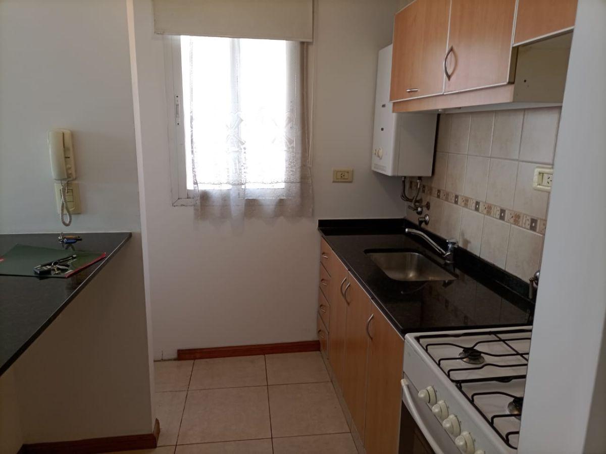 Foto de Zeballos 219 - Departamento de 1 dormitorio con cochera en Barrio Martin, imagen 5