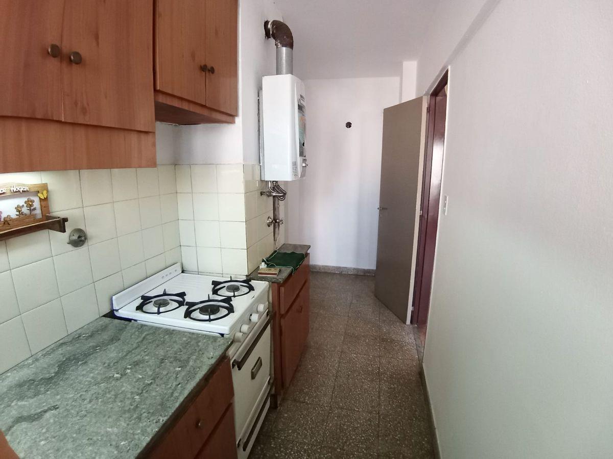 Foto de Maipú 966 - Semipiso - Vista despejada al Este con balcón - Cocina, imagen 5