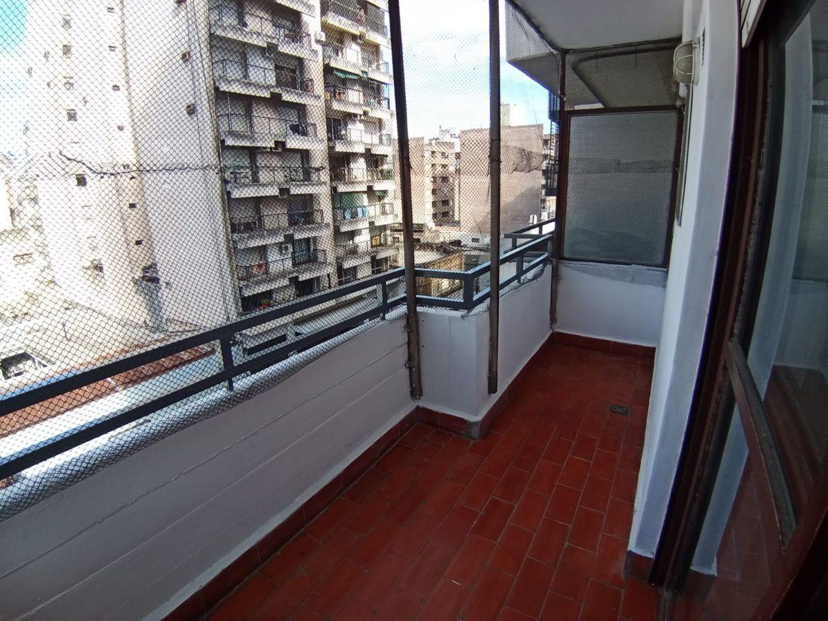 Foto de Maipú 966 - Semipiso - Vista despejada al Este con balcón - Cocina, imagen 2