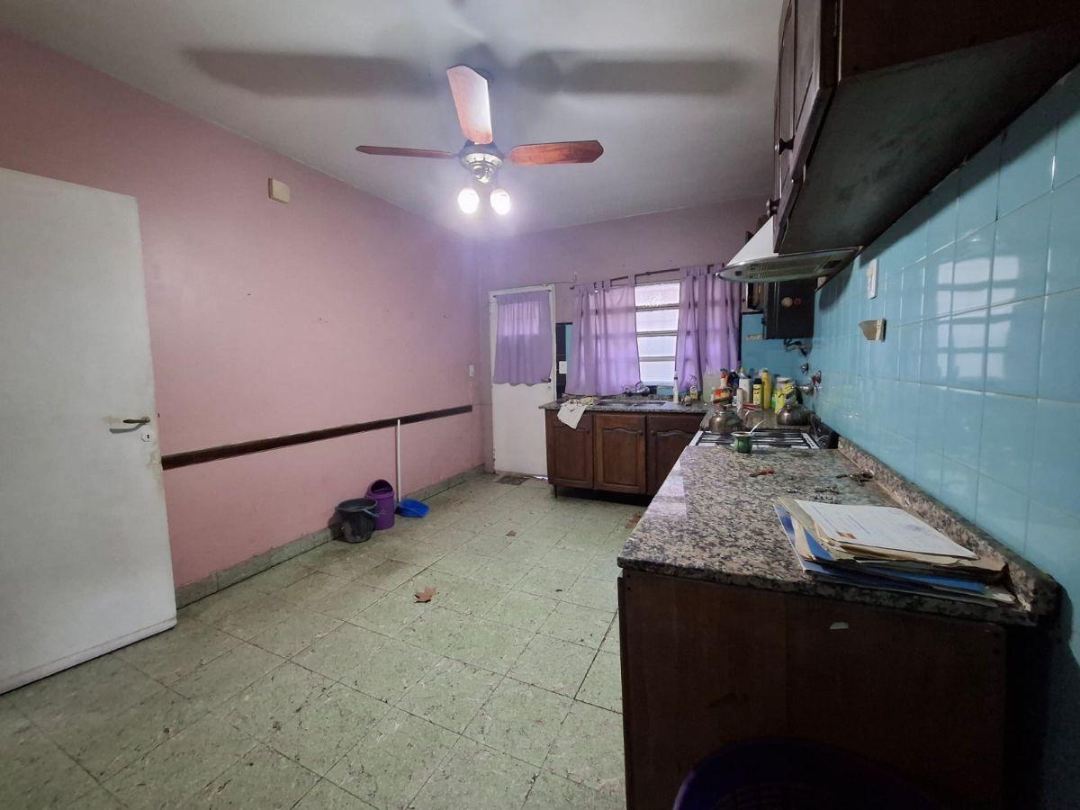 Foto de Carriego 1016 (Barrio Azcuénaga) - Casa 5 dormitorios - Necesita mejoras, imagen 4