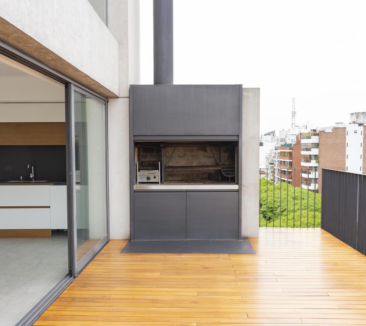 Departamento Dúplex de 3 Amb con Terraza y Parrilla Propia con Dos Cocheras en Caballito 1