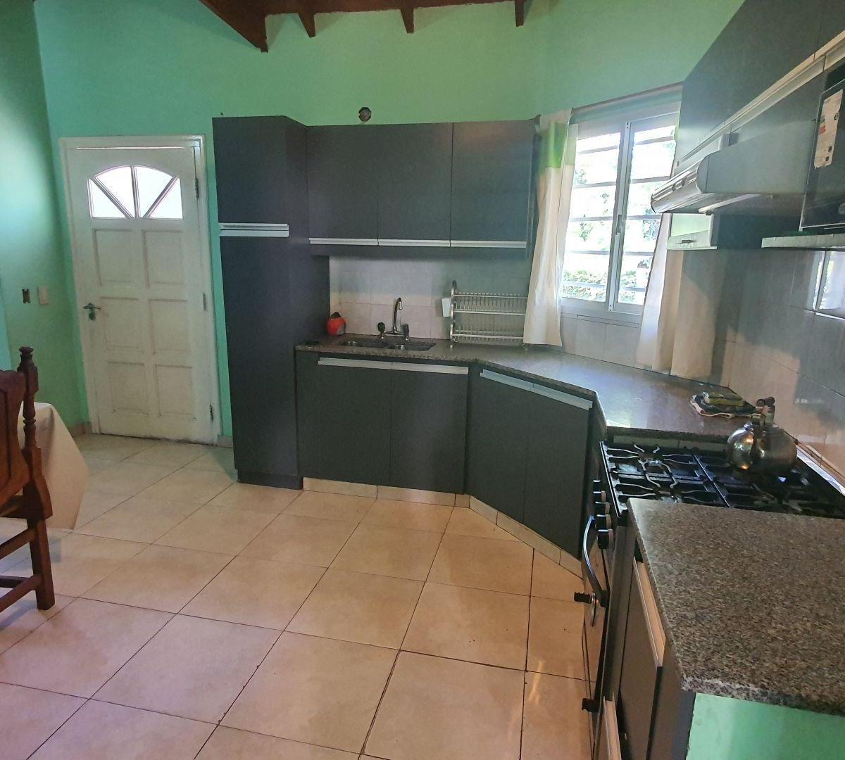 VENTA DE CASA CON 3 DORM+PLAYROOM EN OSTENDE