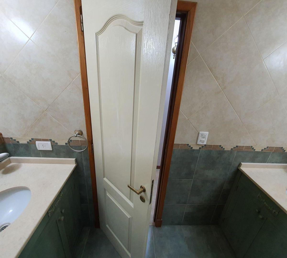 Foto de Venta Casa con dependencia en Pinamar Norte, imagen 2