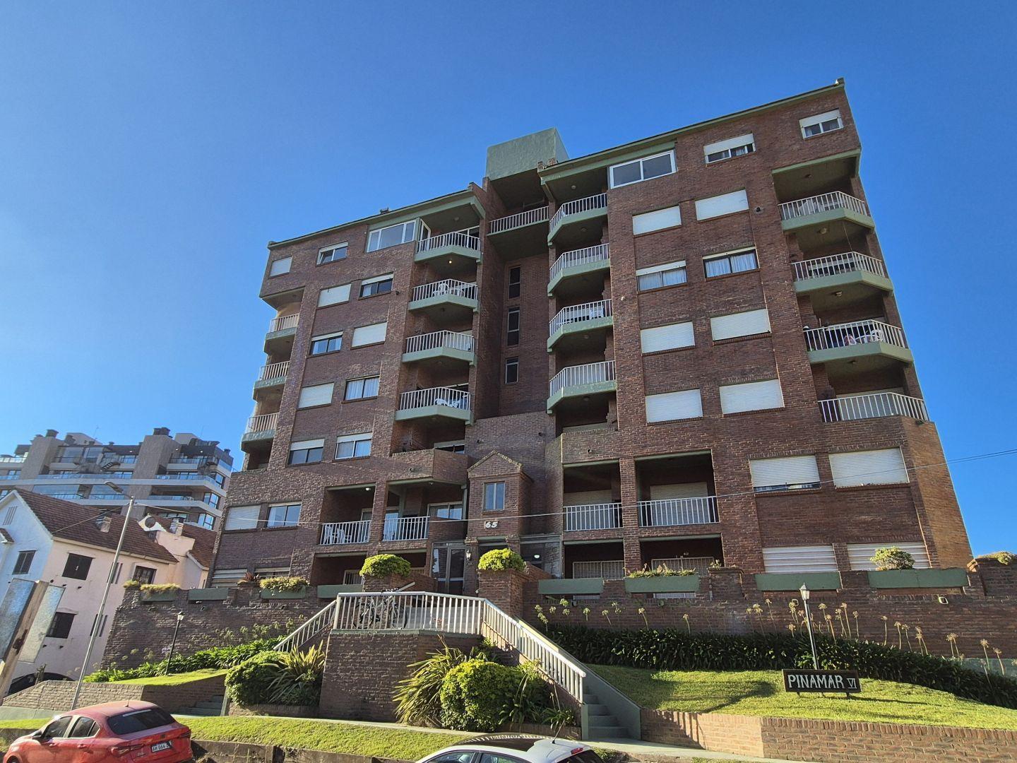 Departamento 2 amb.+cochera en el centro de Pinamar