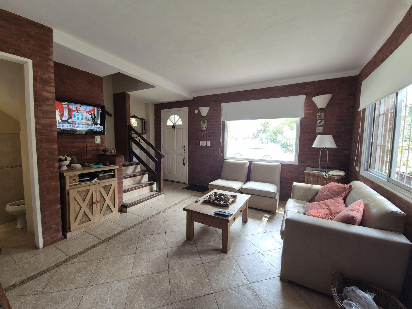 Foto de VENTA Triplex 4 ambientes Zona Duplex Pinamar, imagen 5