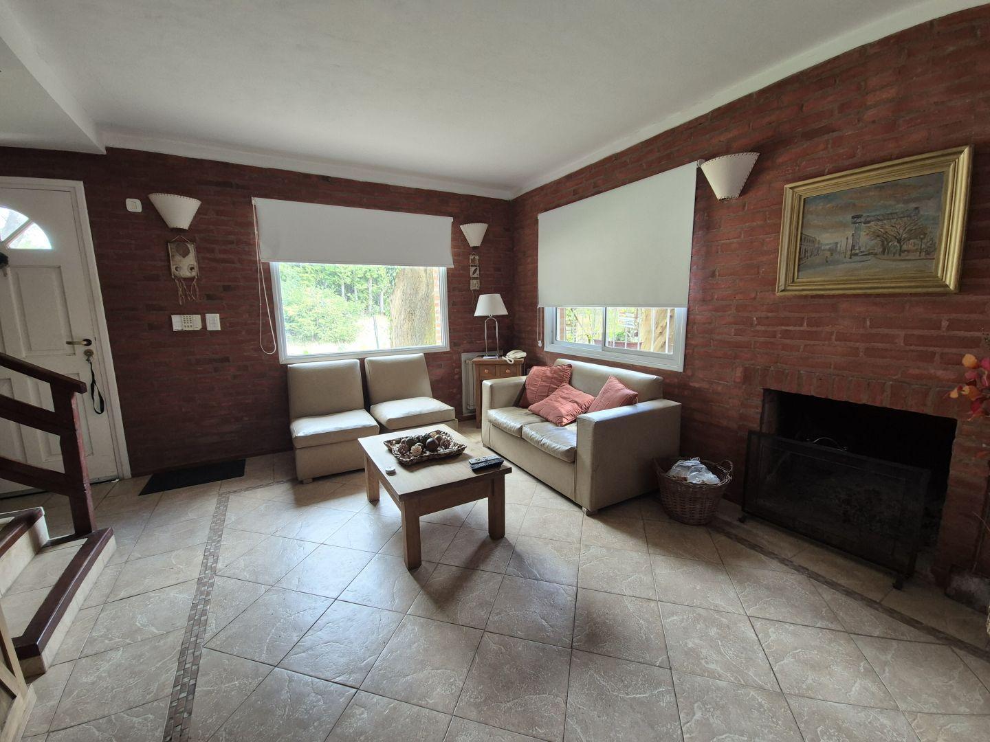 Foto de VENTA Triplex 4 ambientes Zona Duplex Pinamar, imagen 3