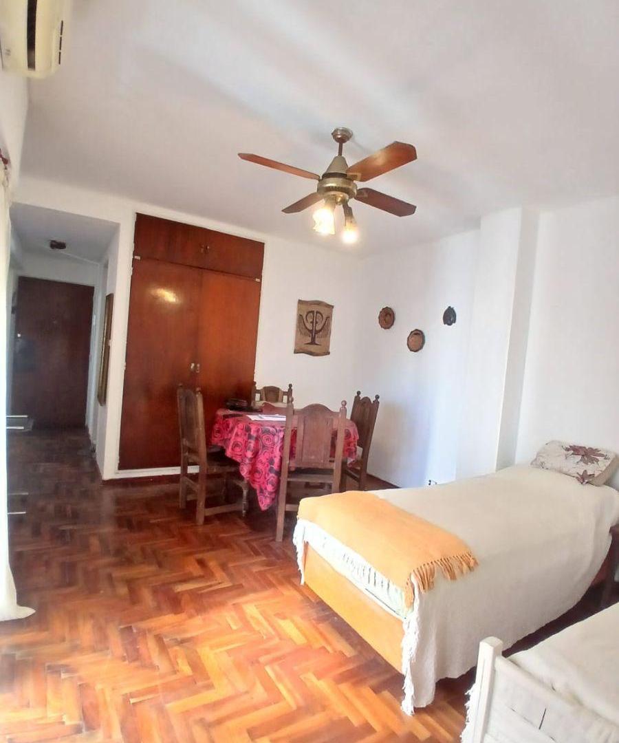 Foto de Se alquila un departamento amoblado monoambiente Excelente ubicación, imagen 3