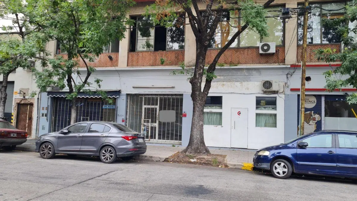 Se alquila un local comercial - Chacarita 3