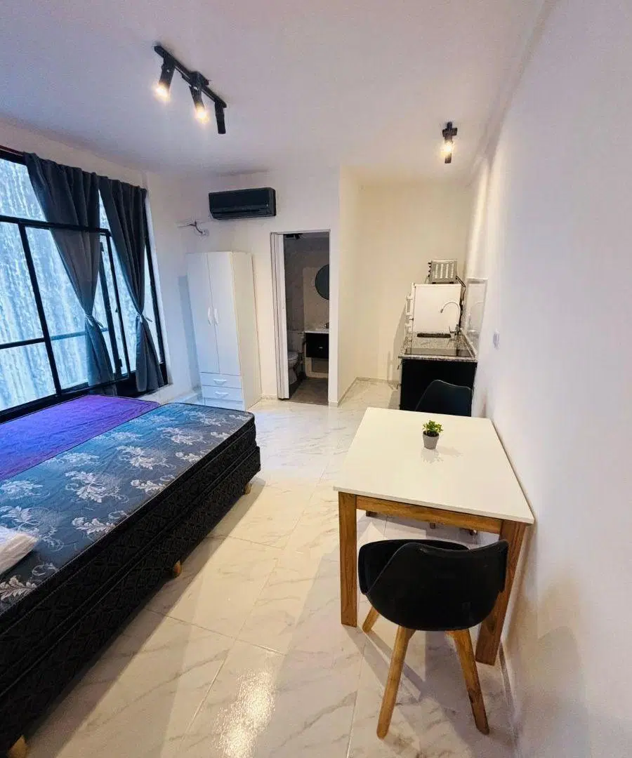 Se alquila un departamento amoblado impecable - Monserrat 2