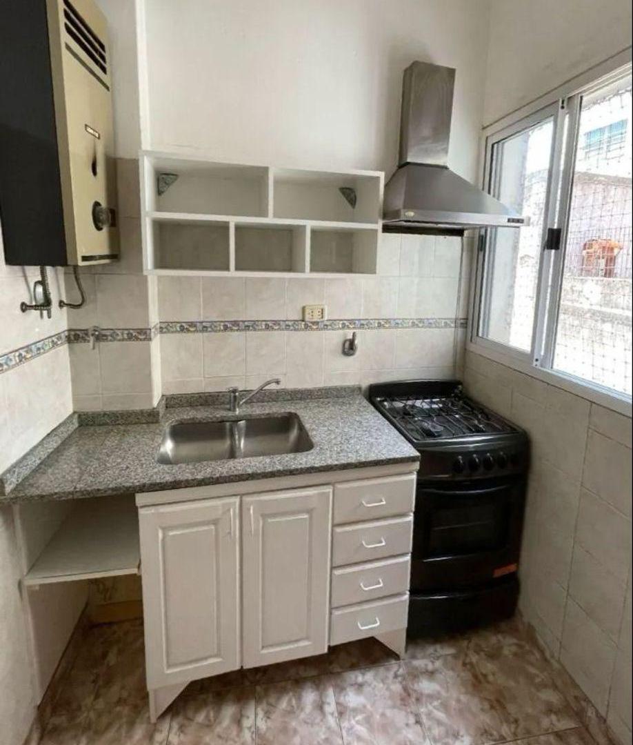 Foto de Oportunidad! Se vende un departamento de 2 ambientes al frente con, imagen 4
