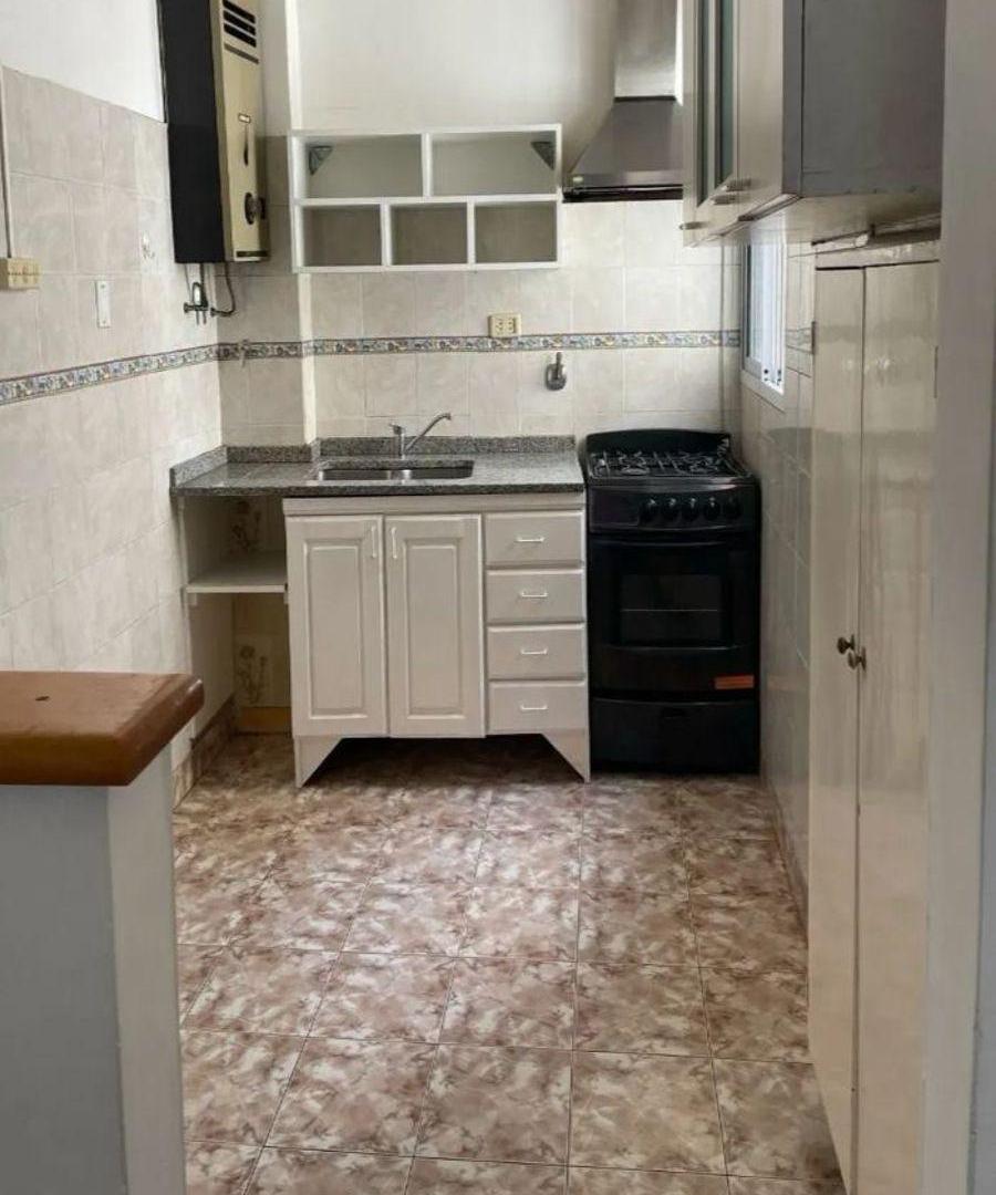 Foto de Oportunidad! Se vende un departamento de 2 ambientes al frente con, imagen 1