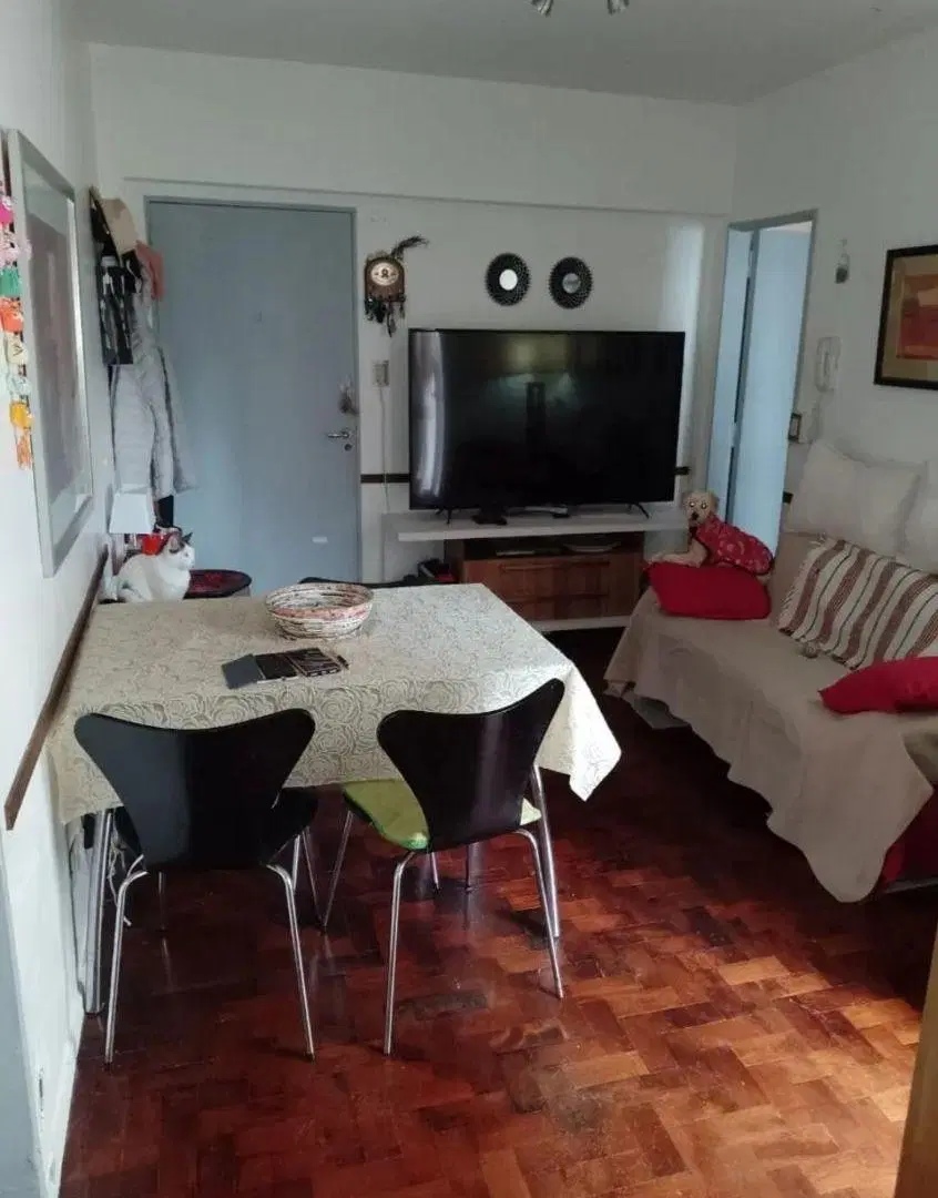 Se vende un agradable departamento de 2 ambientes con balcón - Almagro 2