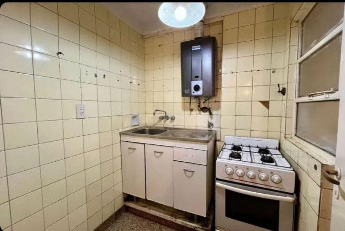 Foto de Oportunidad!! Se vende un comodo departamento de 2 ambientes - Recoleta, imagen 3