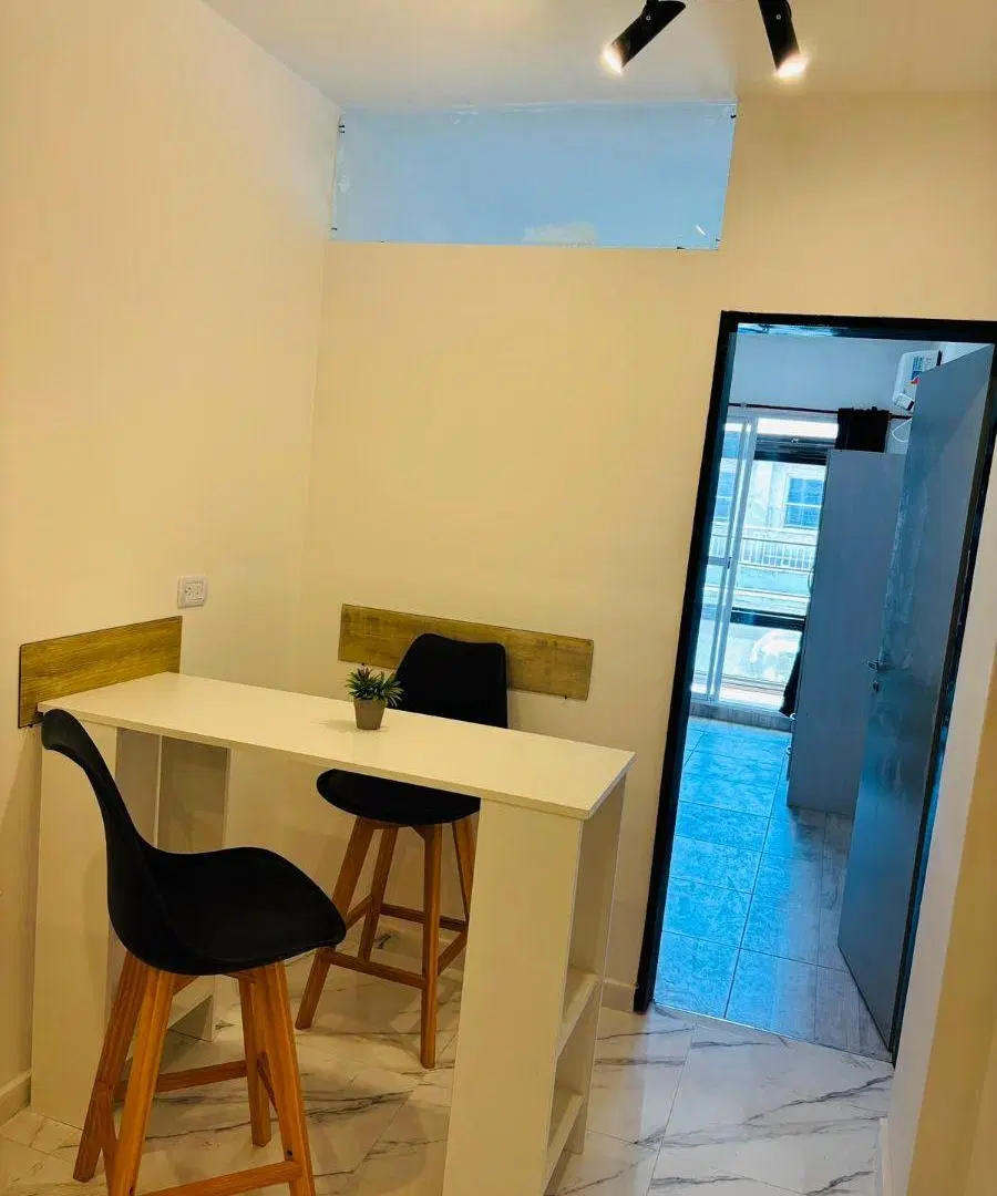 Se Alquila un Departamento Amoblado Impecable - San Nicolas 4