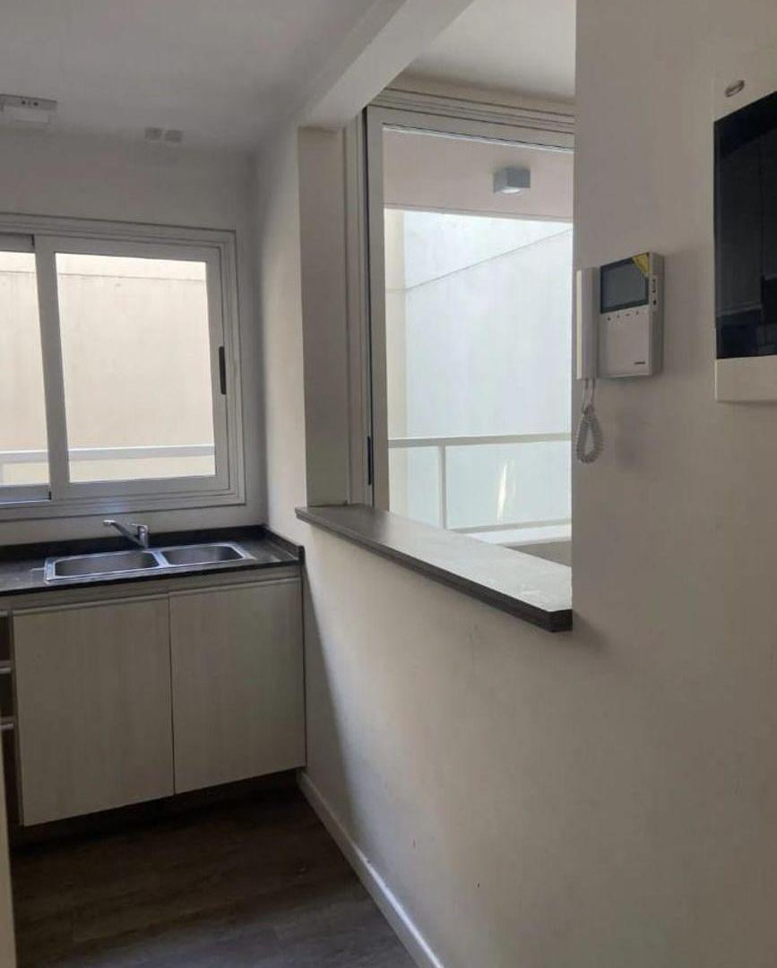 Foto de Oportunidad! se vende departamento de 3 ambientes con balcón - San, imagen 2