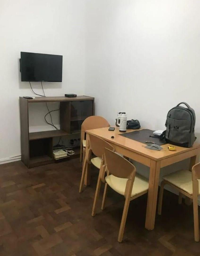 Foto de Oportunidad! Se vende un departamento de 3 ambientes - Balvanera, imagen 1