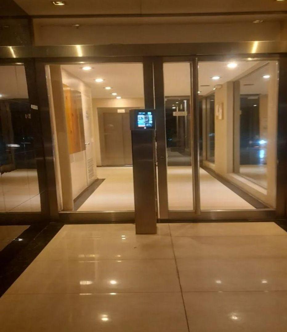 Foto de Se vende un departamento monoambiente amplio, super luminoso - Belgrano, imagen 1
