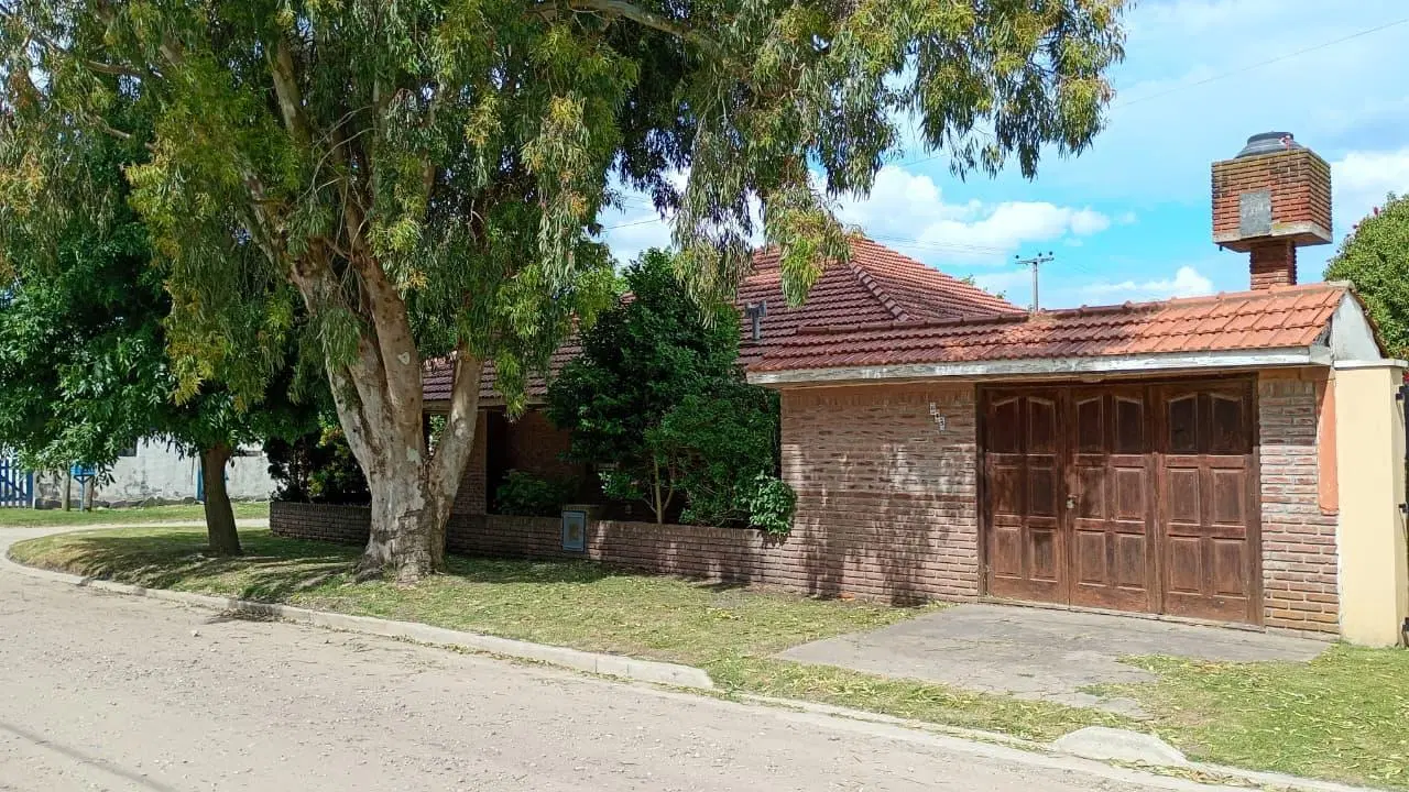 CHALET EN ALQUILER ANUAL A 3 CUADRAS DEL MAR 3