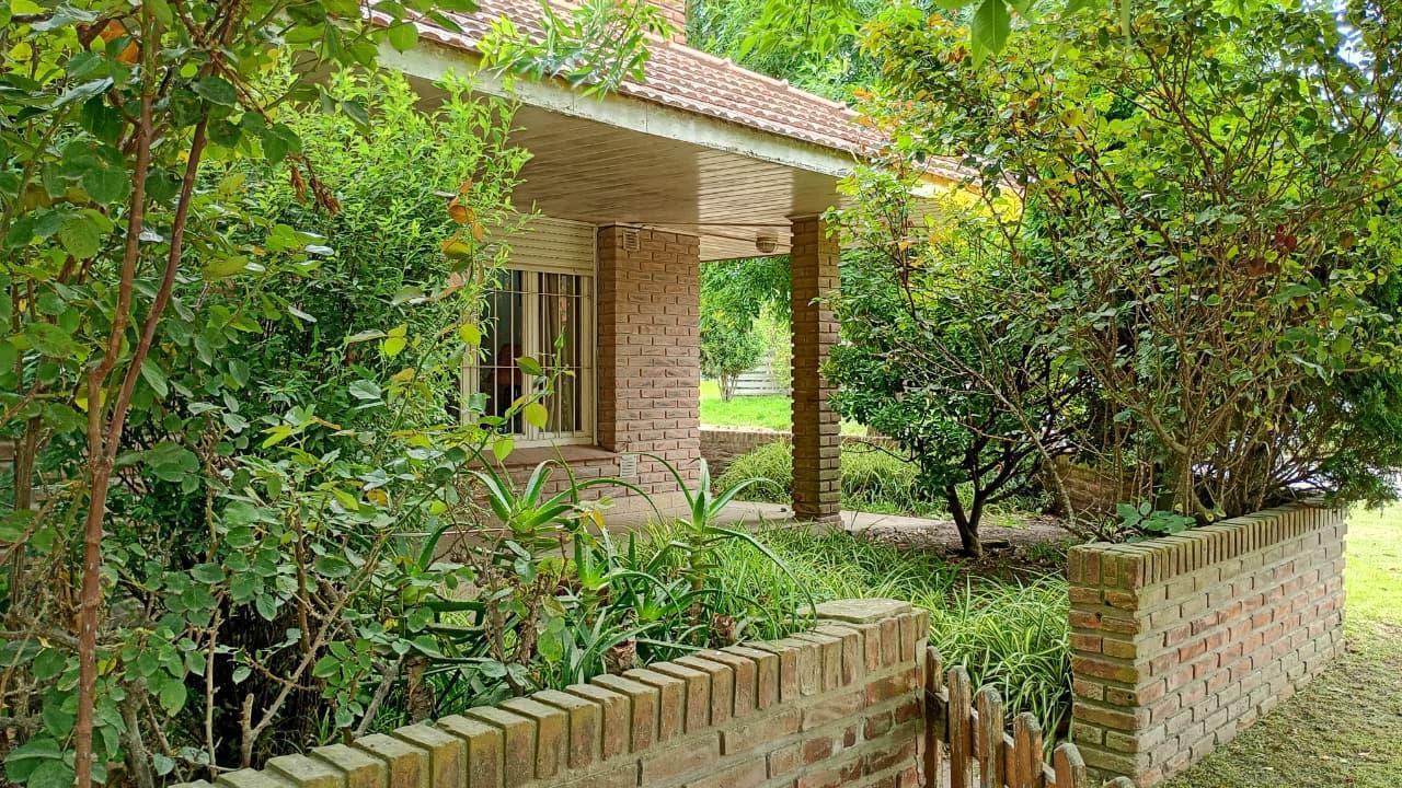 CHALET EN ALQUILER ANUAL A 3 CUADRAS DEL MAR