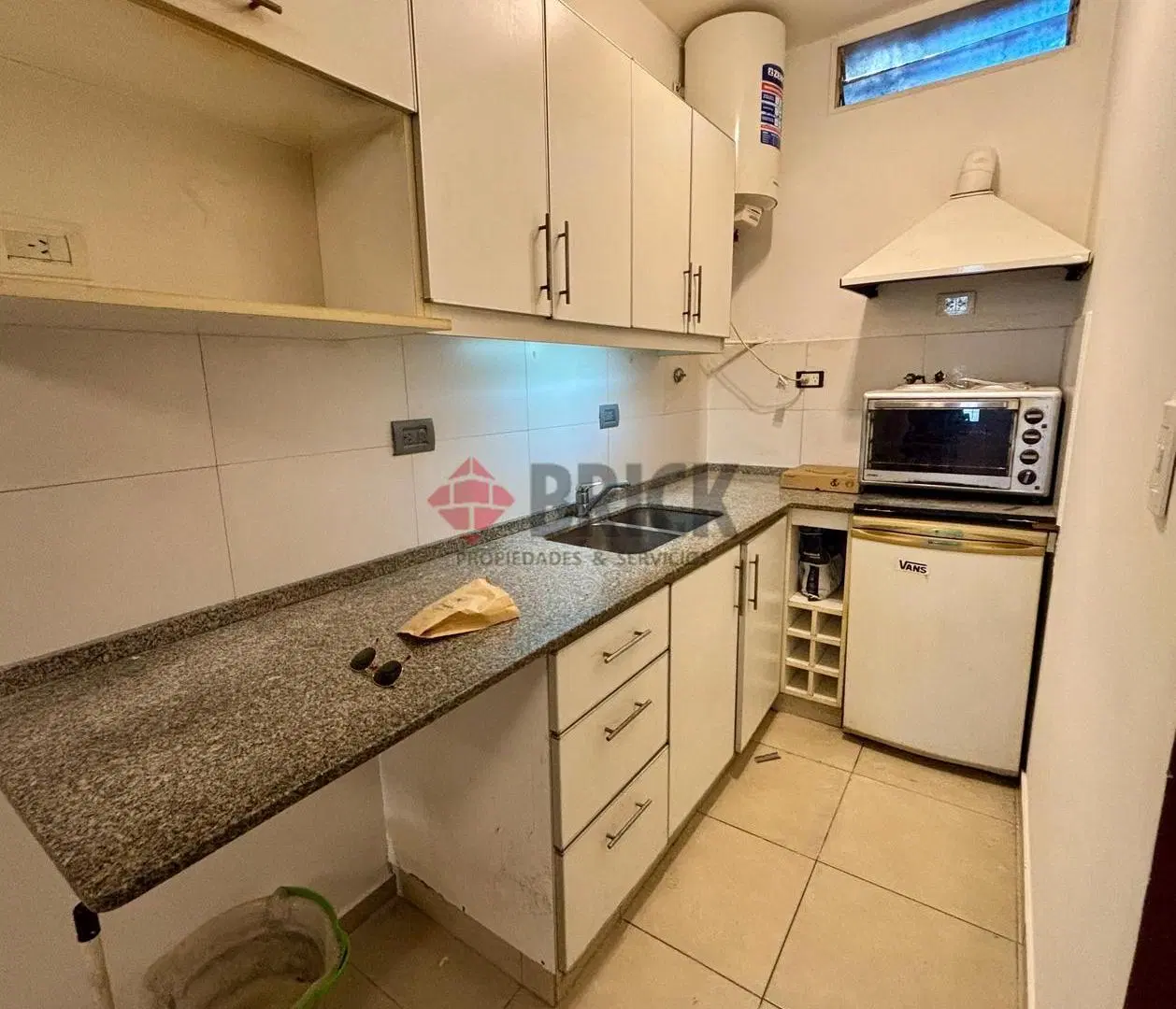 PH monoambiente divisible, apto vivienda o profesional. Villate y Av.Mitre!! 3