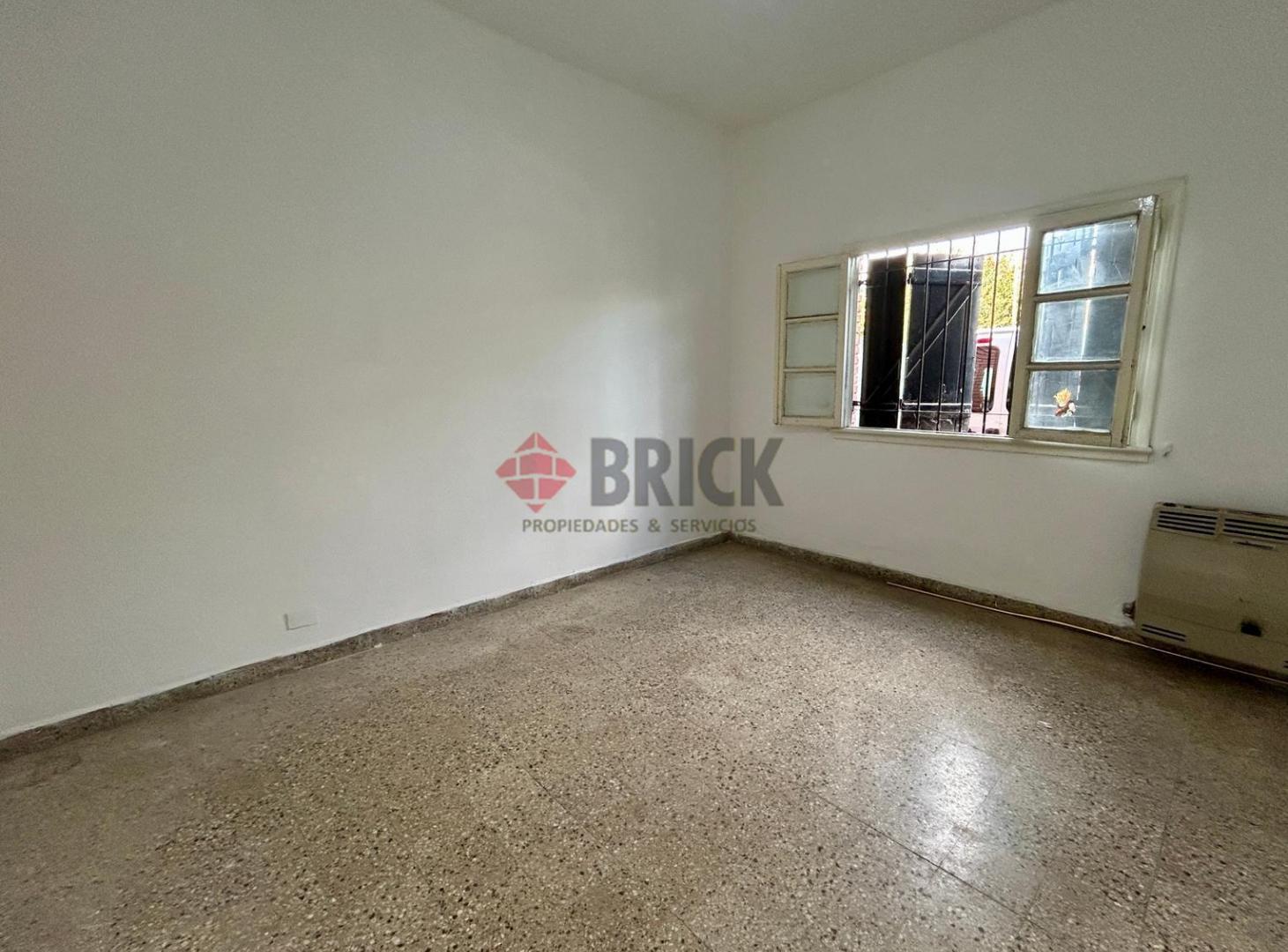 Foto de Casa con Jardin y Cochera, imagen 1
