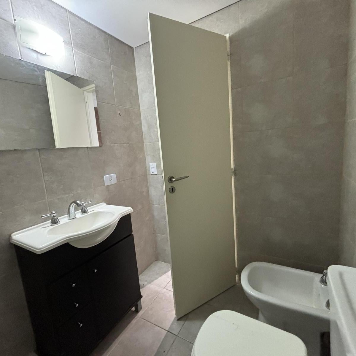 Oficina en Venta con renta en Agora III, 46 Plaza, Pilar