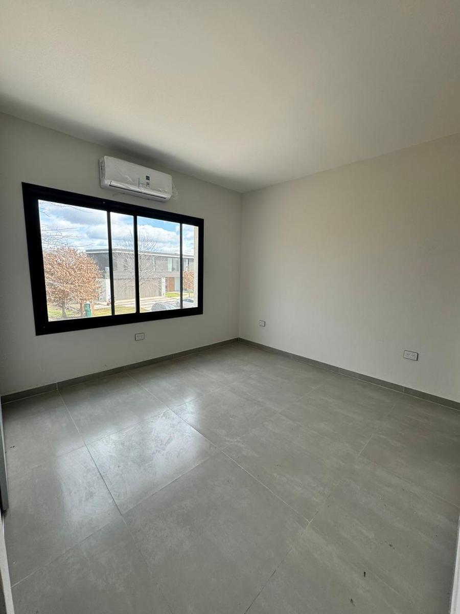 Foto de Casa en Venta, 7 Ambientes, en Haras Santa Maria, Escobar, GBA Norte, imagen 3