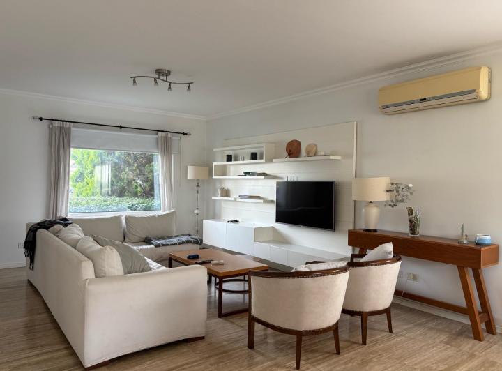 Casa en Venta, 5 Ambientes, en La Lomada, Pilar, GBA Norte 1