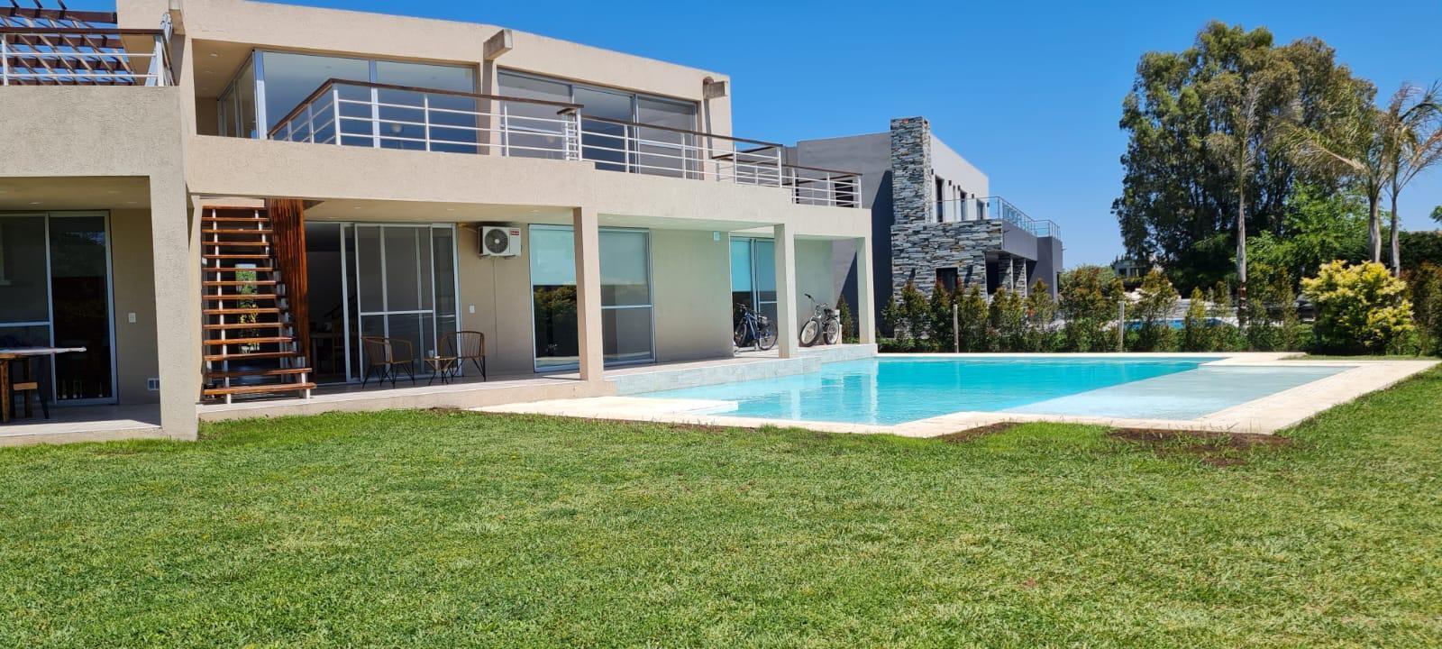 Casa en alquiler temporario, 5 ambientes, Haras Santa Maria, Escobar, GBA, Norte