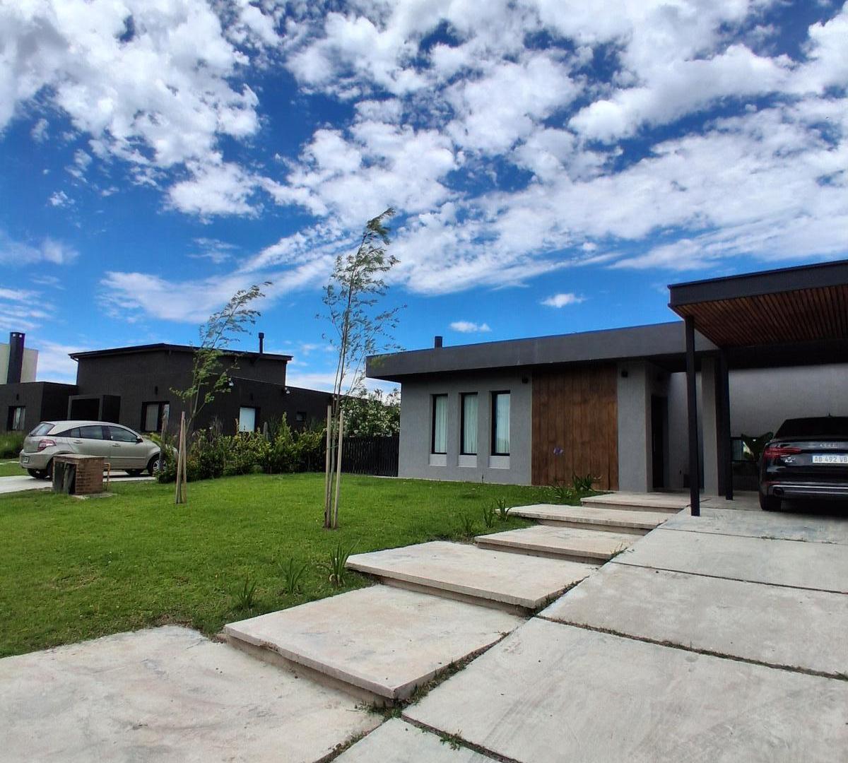 Casa en Alquiler Temporario, 3 Dormitorios, en San Sebastian, Pilar, GBA Norte