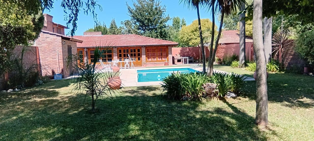 Casa en Venta, 5 Ambientes, en Pueblo Nuevo, Lujan, GBA Oeste