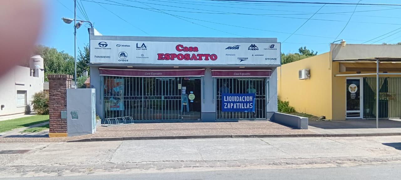 Foto de Casa en Venta, 5 Ambientes, en Pueblo Nuevo, Lujan, GBA Oeste, imagen 1