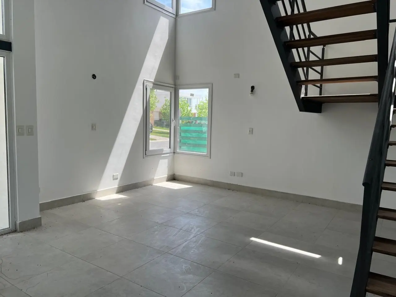 Casa en Venta, 5 Ambientes, en Barrio Araucarias, Puertos del Lago, Escobar, GBA Norte 3