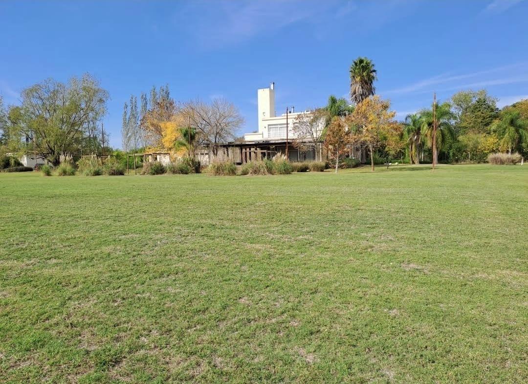 Foto de Local en Venta en Barrio Los Pinos, Exaltación de la Cruz, imagen 2