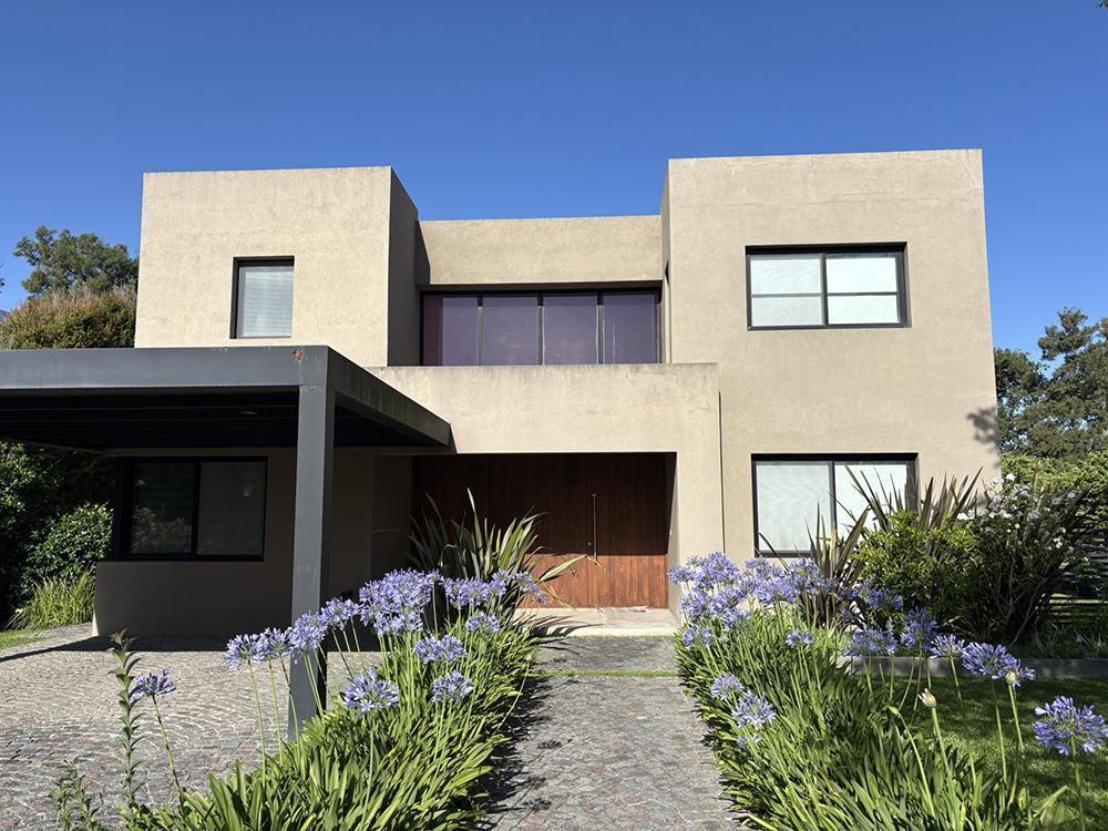 Casa en alquiler en Estancias del Río, Estancias del Pilar, GBA Norte - 5 Ambientes