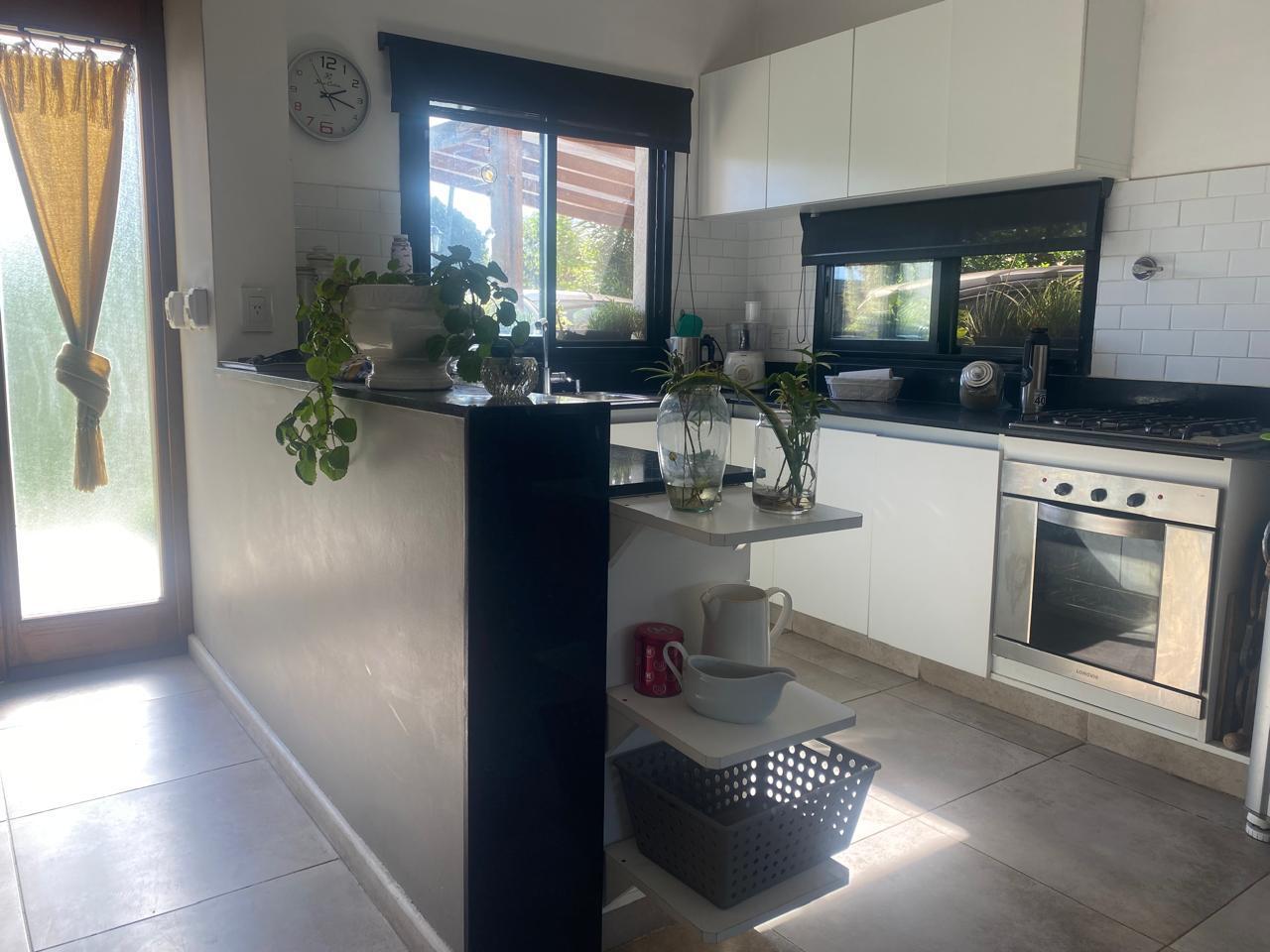 Foto de Casa en Venta 4 Ambientes en San Eduardo - Pilar Del Este, imagen 4