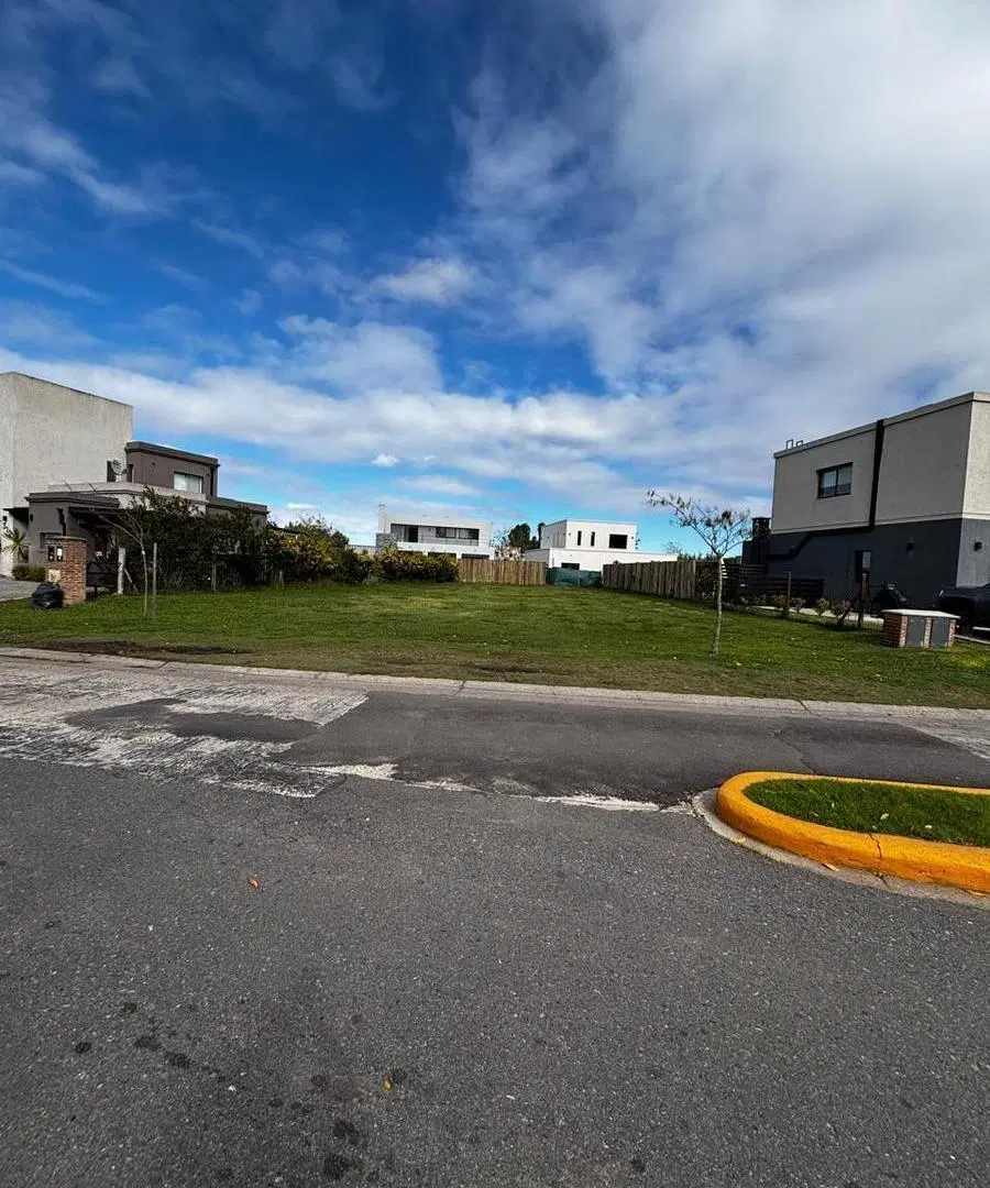 Terreno en Venta en Santa Emilia, Pilar del Este 3