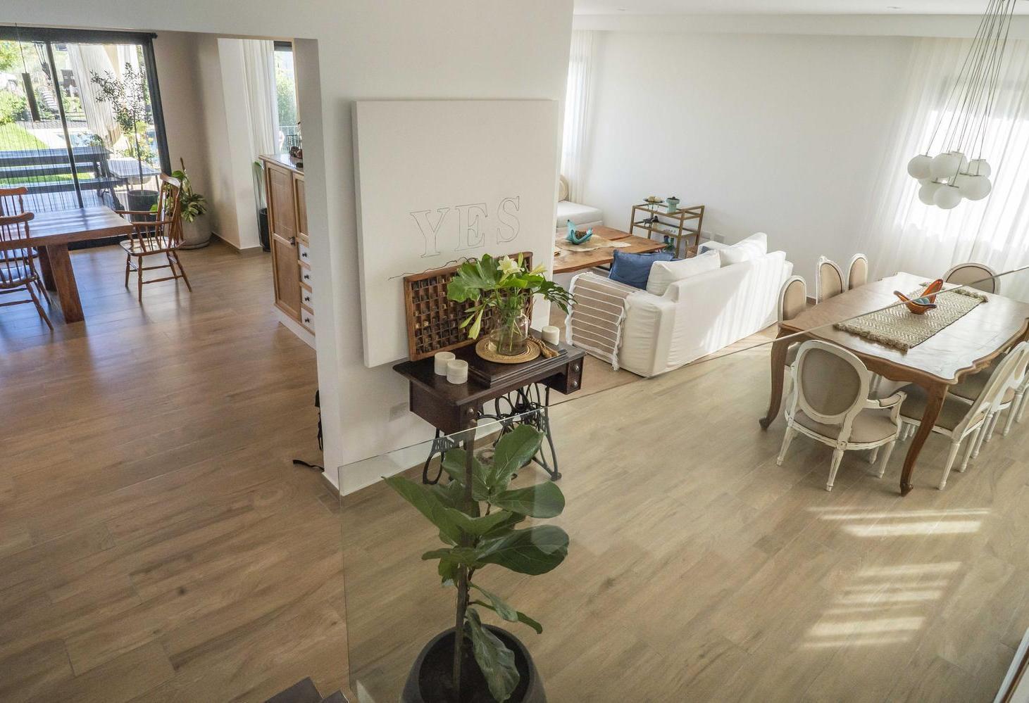 Foto de Casa en Venta 5 Ambientes en Santa Lucia - Pilar Del Este, imagen 5