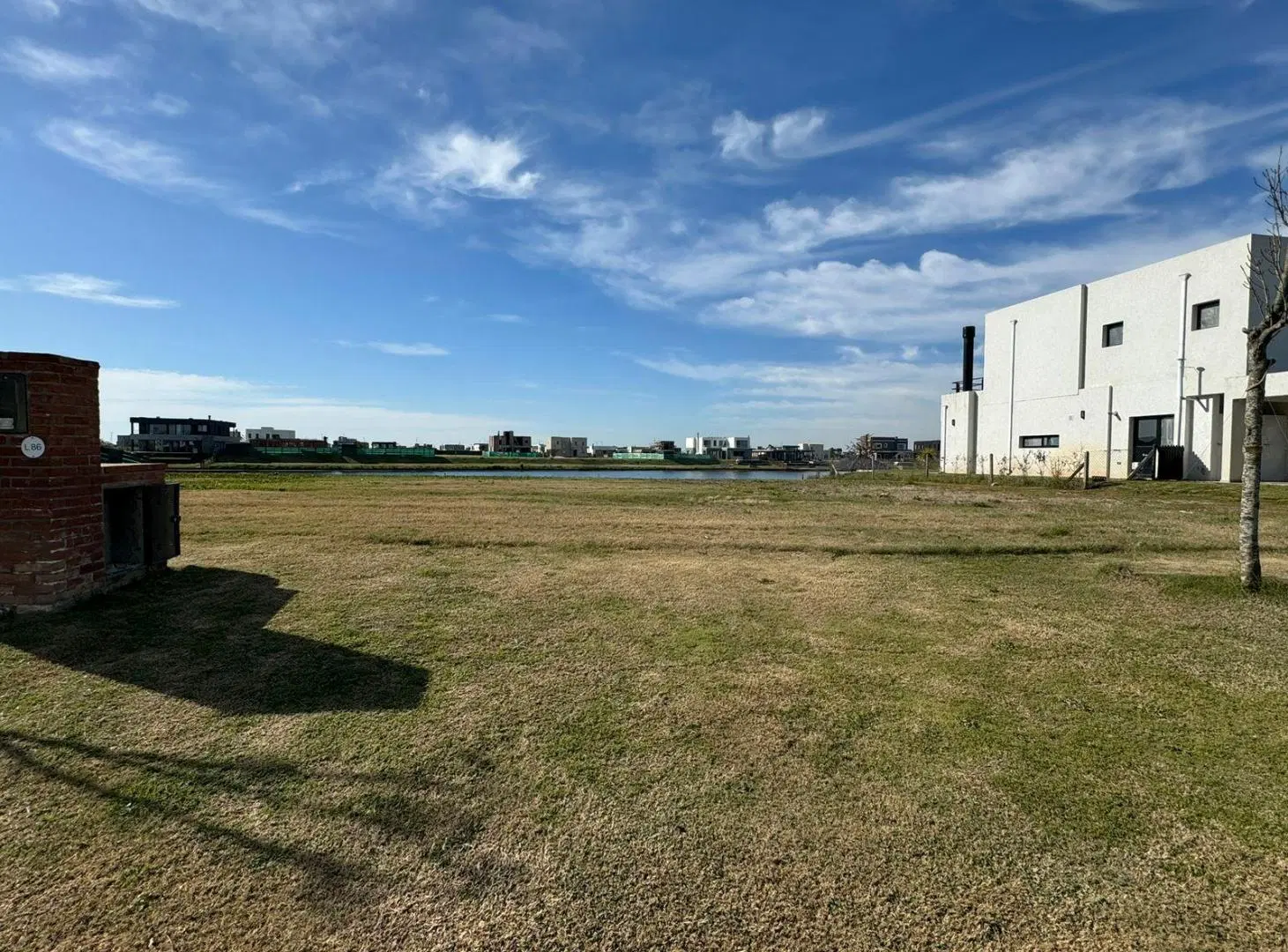 Lote en Venta 766 mts a la Laguna en Barrio Riberas Puertos del Lago G.B.A Zona Norte 2