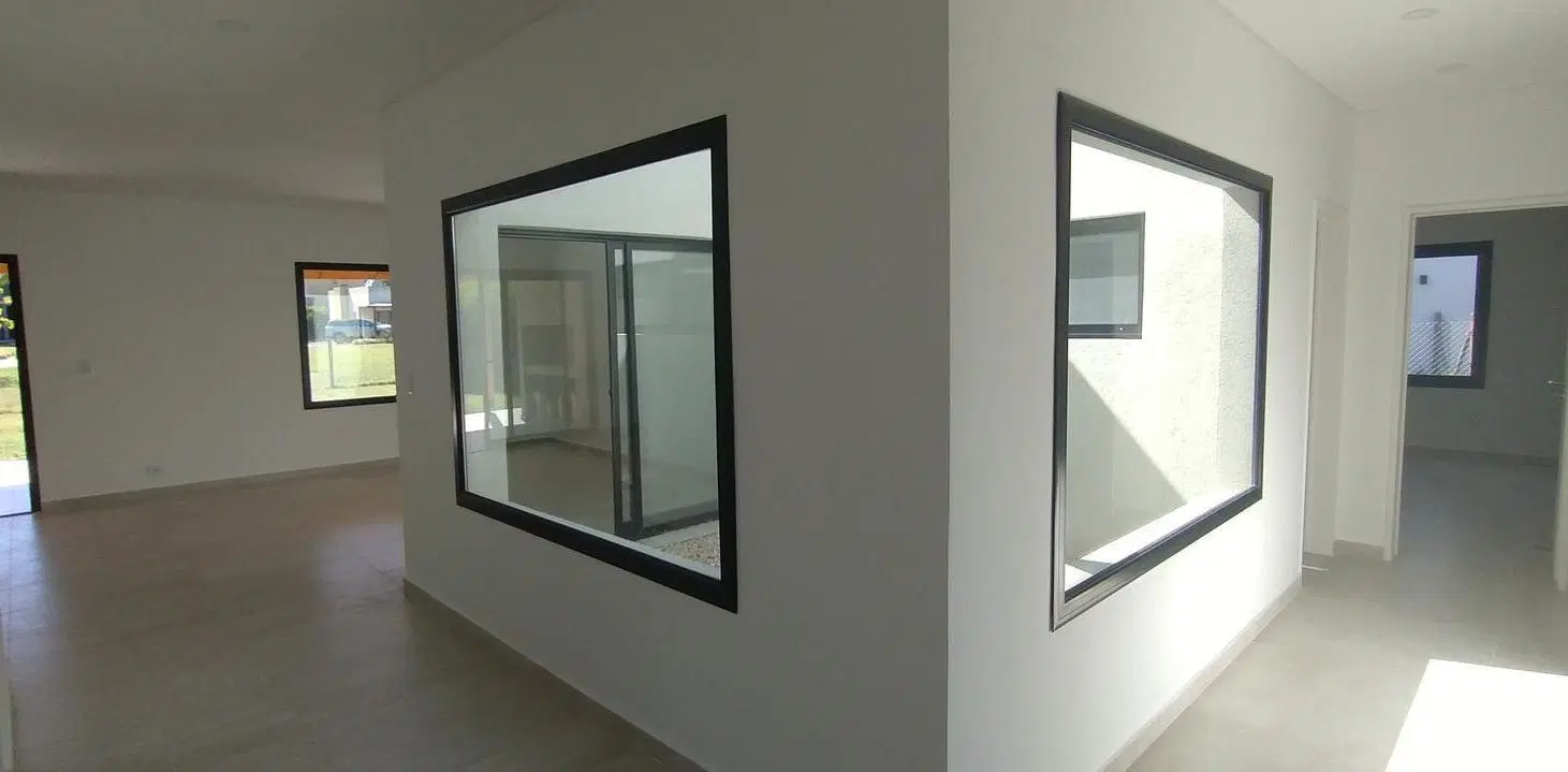 Casa en Venta 5 Ambientes en el Cantón - Escobar 2